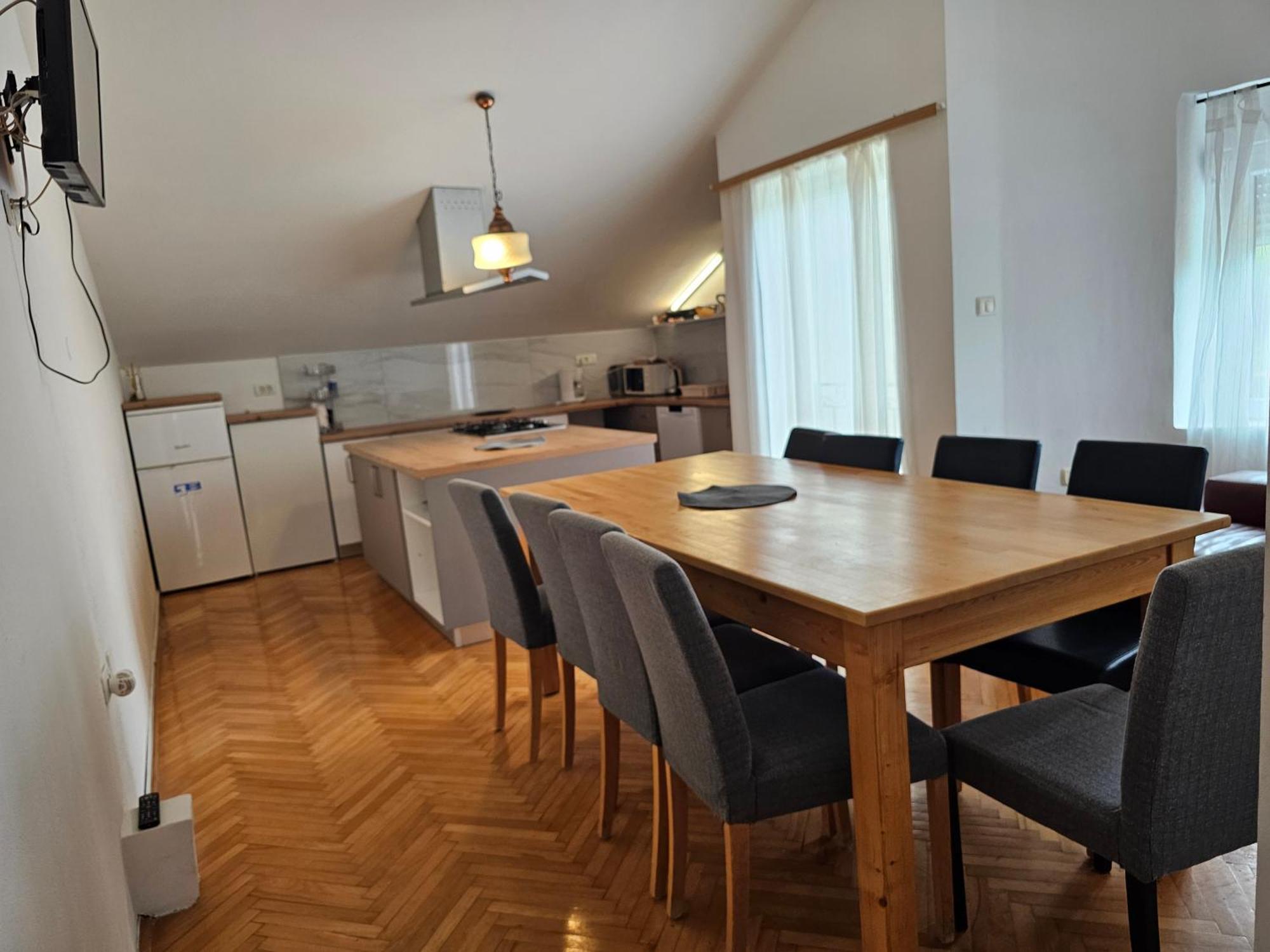 Apartments Seherzada Pula Pokoj fotografie